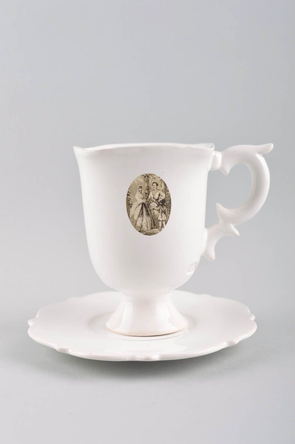 8 oz elegant white ceramic porcelain teacup with a handle on stand with saucer 0,82 lb photo 2