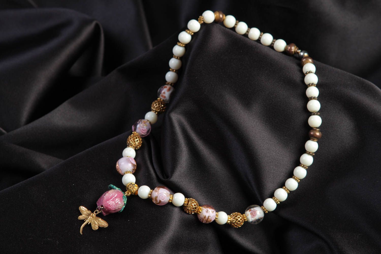 Collier verre Bijou fait main perles pendentif rose Accessoire femme design photo 1