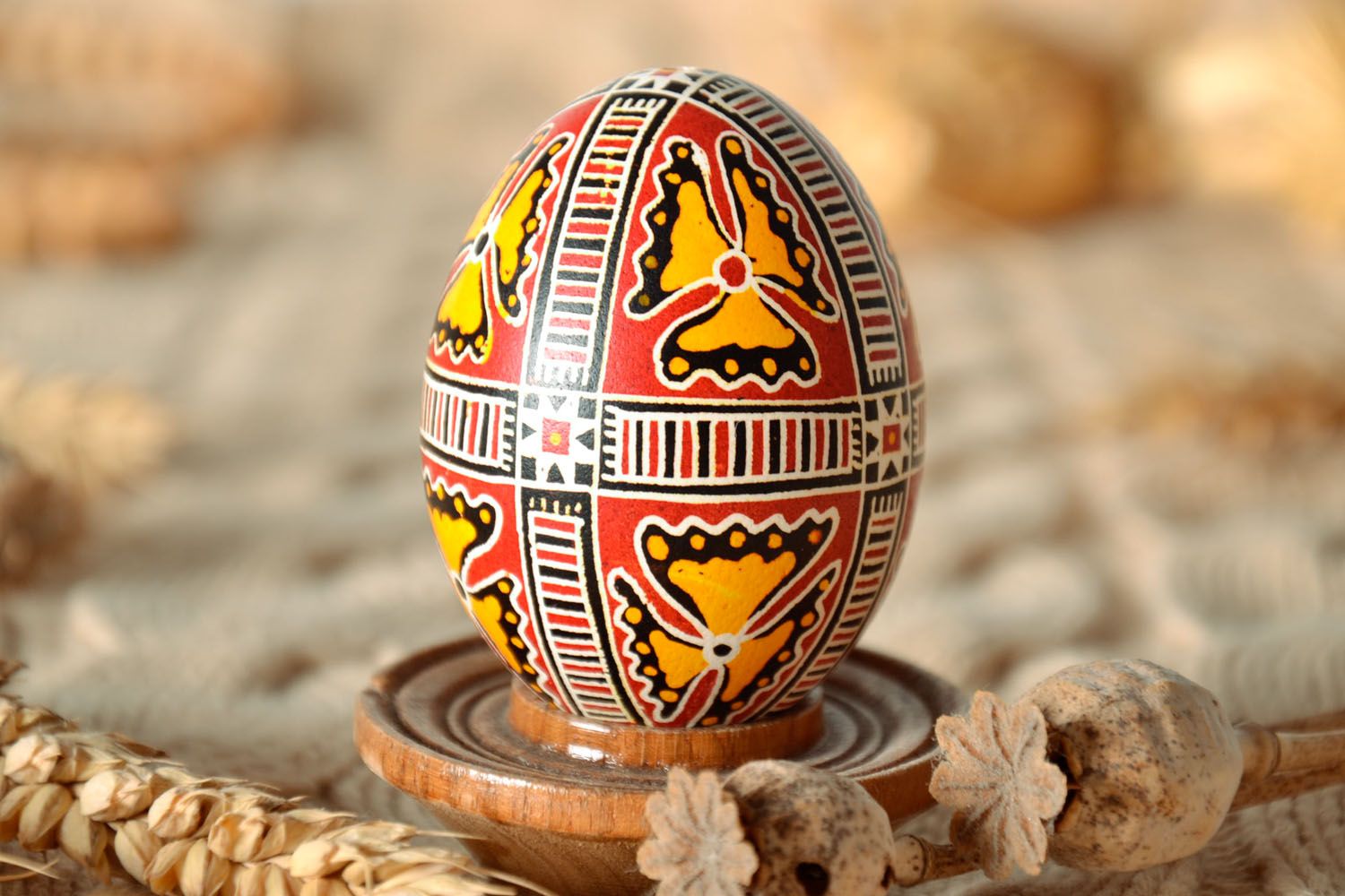 Bright painted Easter egg photo 1