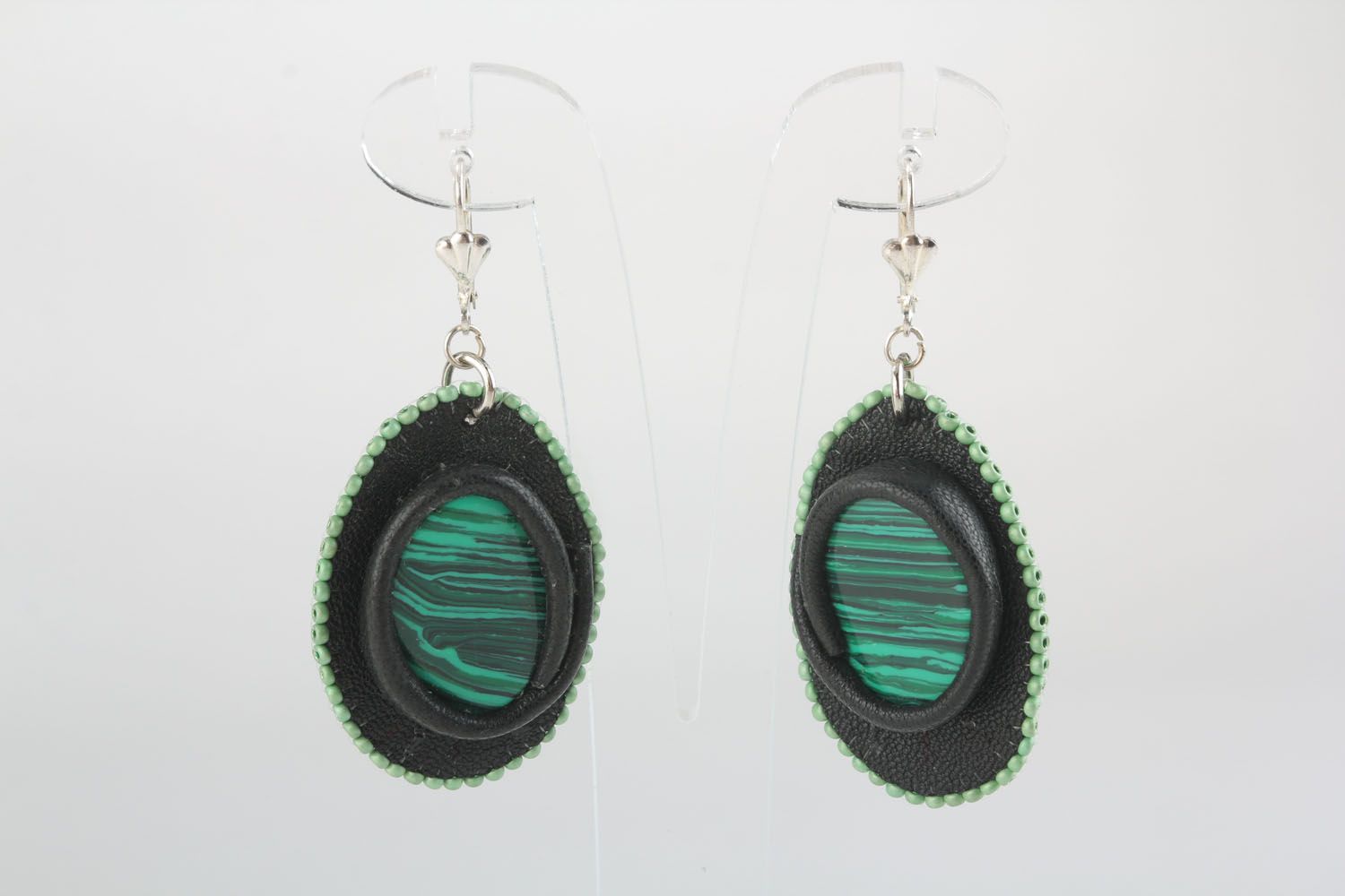 Leather earrings with malachite photo 1