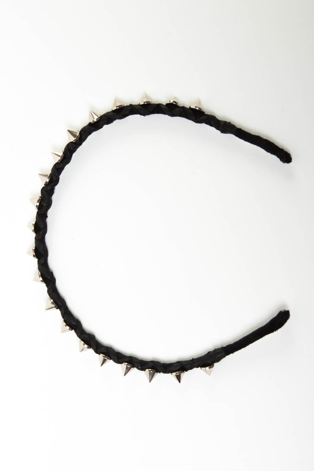 Обруч для волос ручной работы ободок с шипами аксессуар на голову черный фото 2