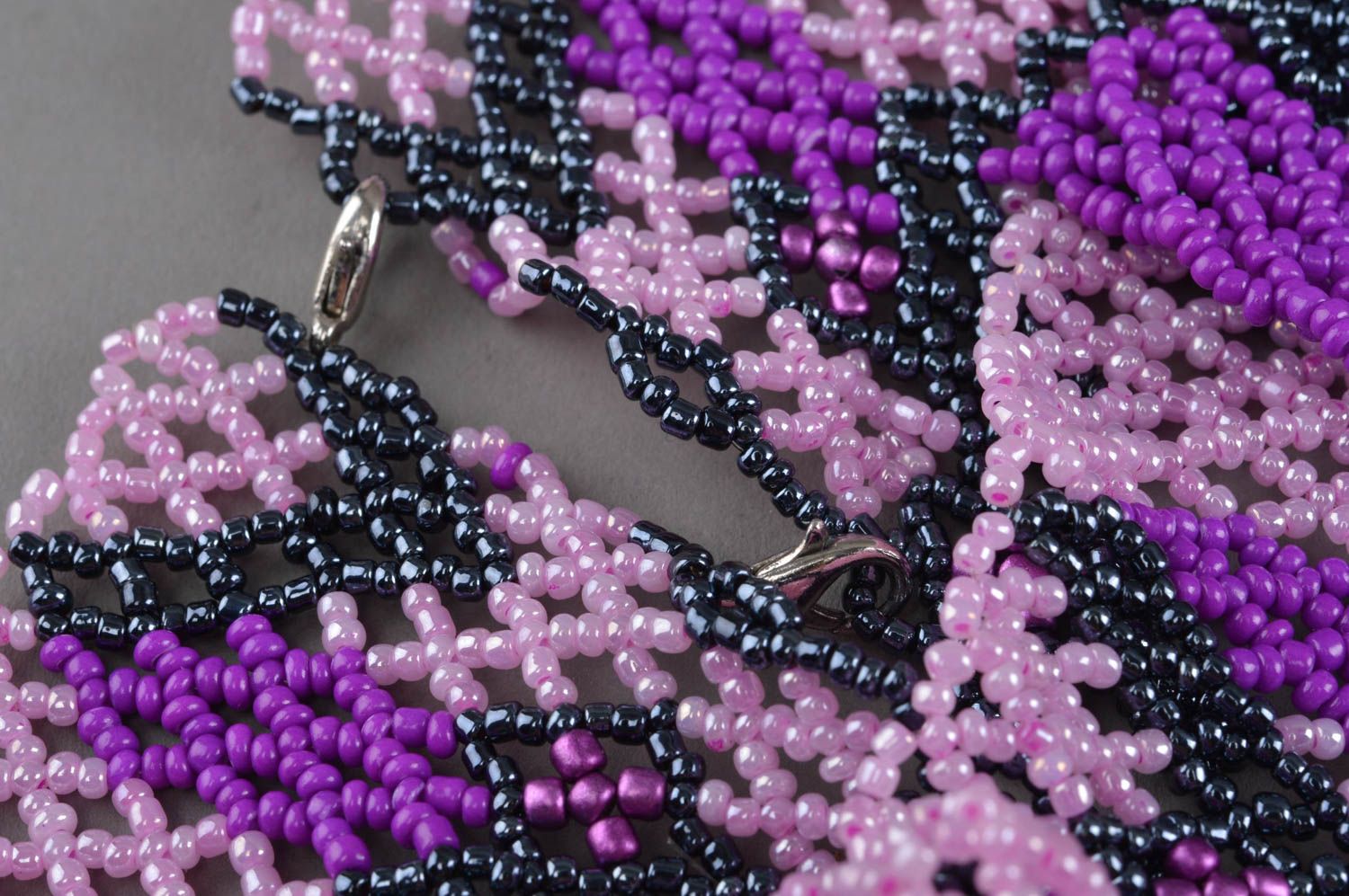 Collier en perles de rocaille fait main violet accessoire bijou pour femme photo 4