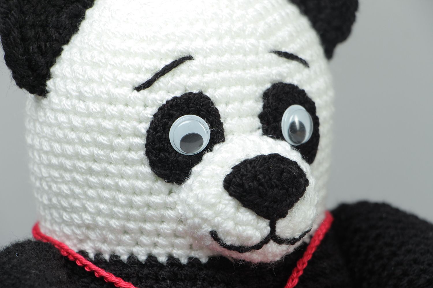 Giocattolo a maglia fatto a mano pupazzo morbido da bambini a uncinetto panda
 foto 2