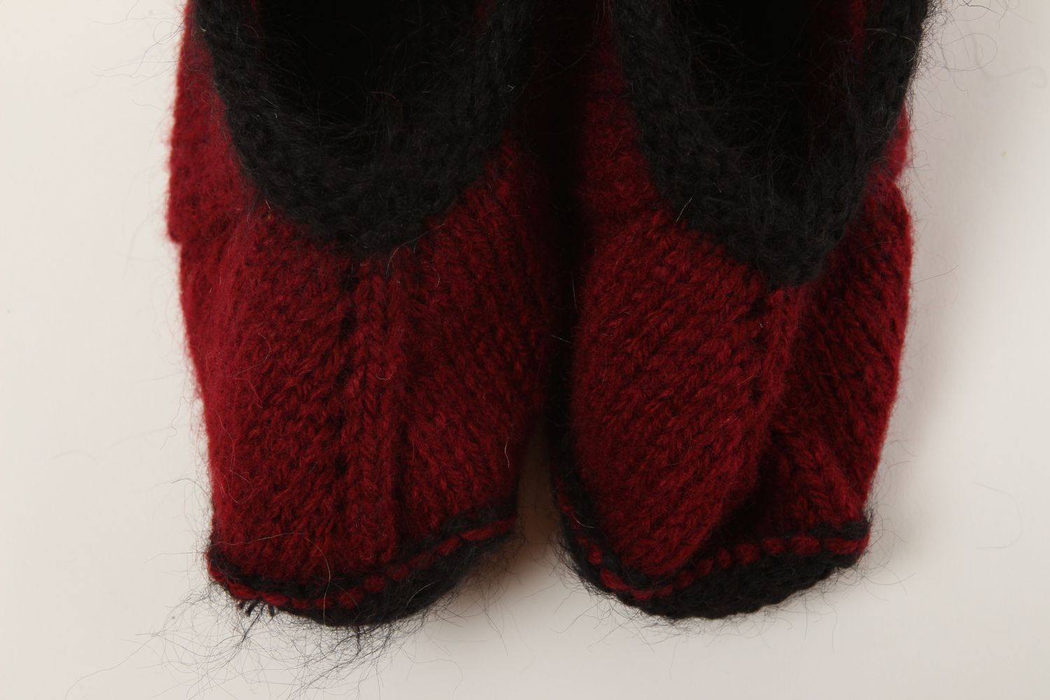 Pantoufles en laine fait main Chaussons laine bordeaux Accessoire femme photo 2