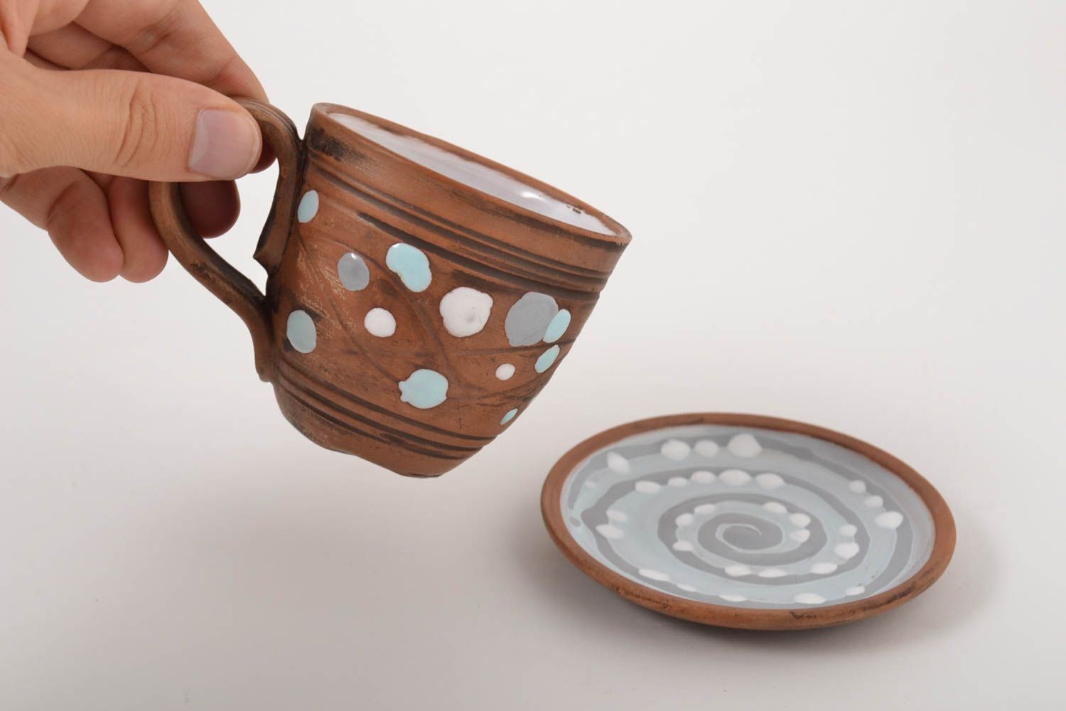 Handgemachtes Geschirr Keramik Tasse Tasse und Untertasse Ton Geschirr kreativ foto 8