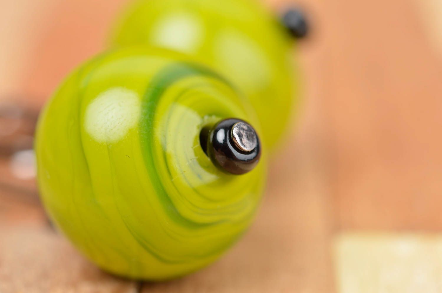 Handmade Ohrringe aus Glas ausgefallener Ohrschmuck Designer Schmuck grün foto 5