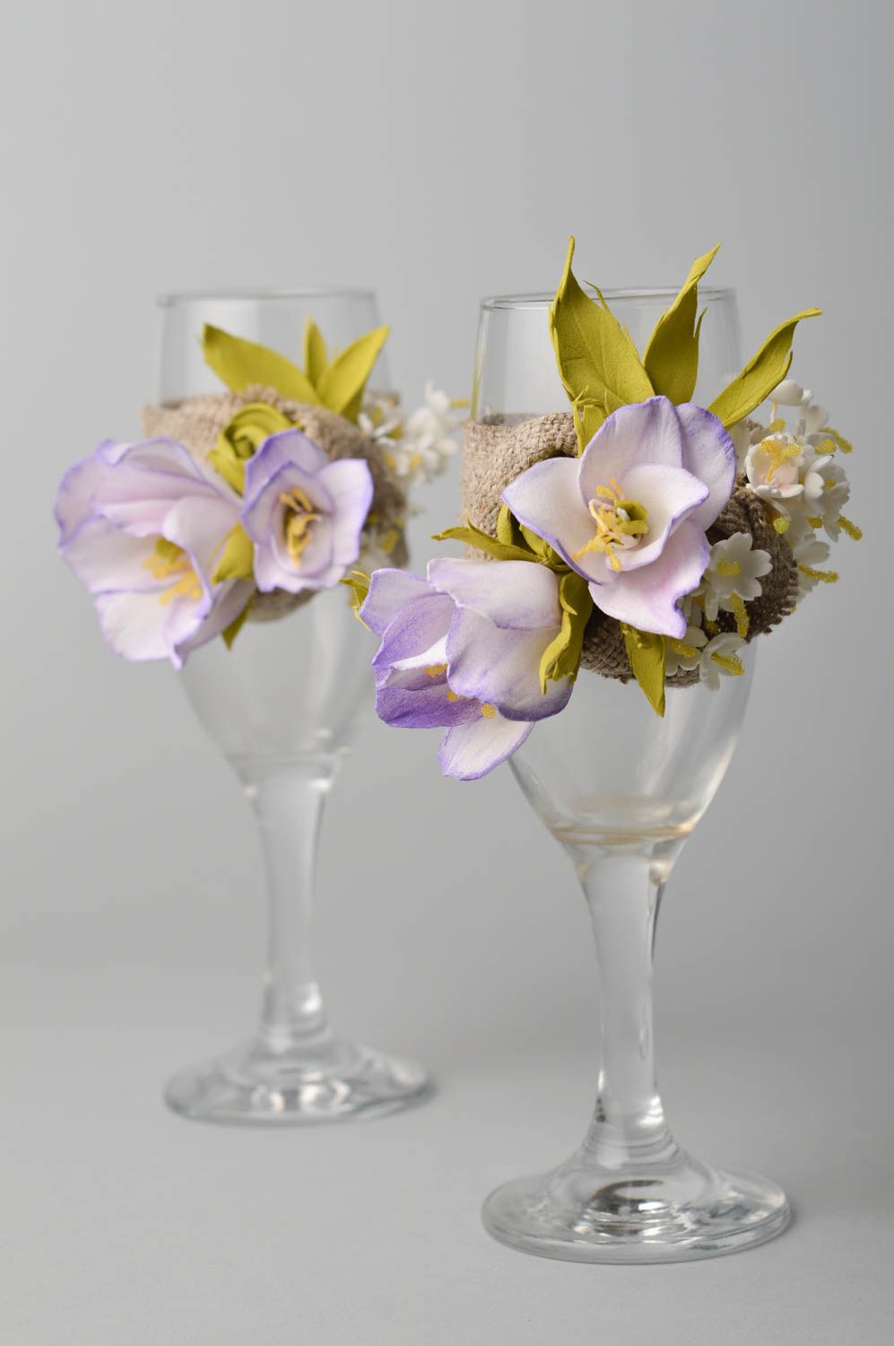 Свадебные бокалы ручной работы свадебные фужеры красивые бокалы с цветами фото 2