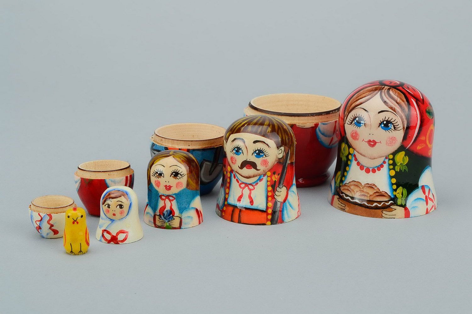 Matrioska dipinta fatta a mano decorazione da casa bambole russe di legno foto 2