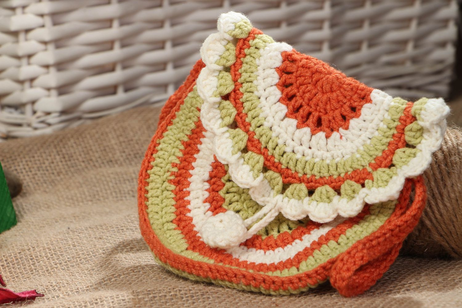 Small crochet bag with long strap photo 4