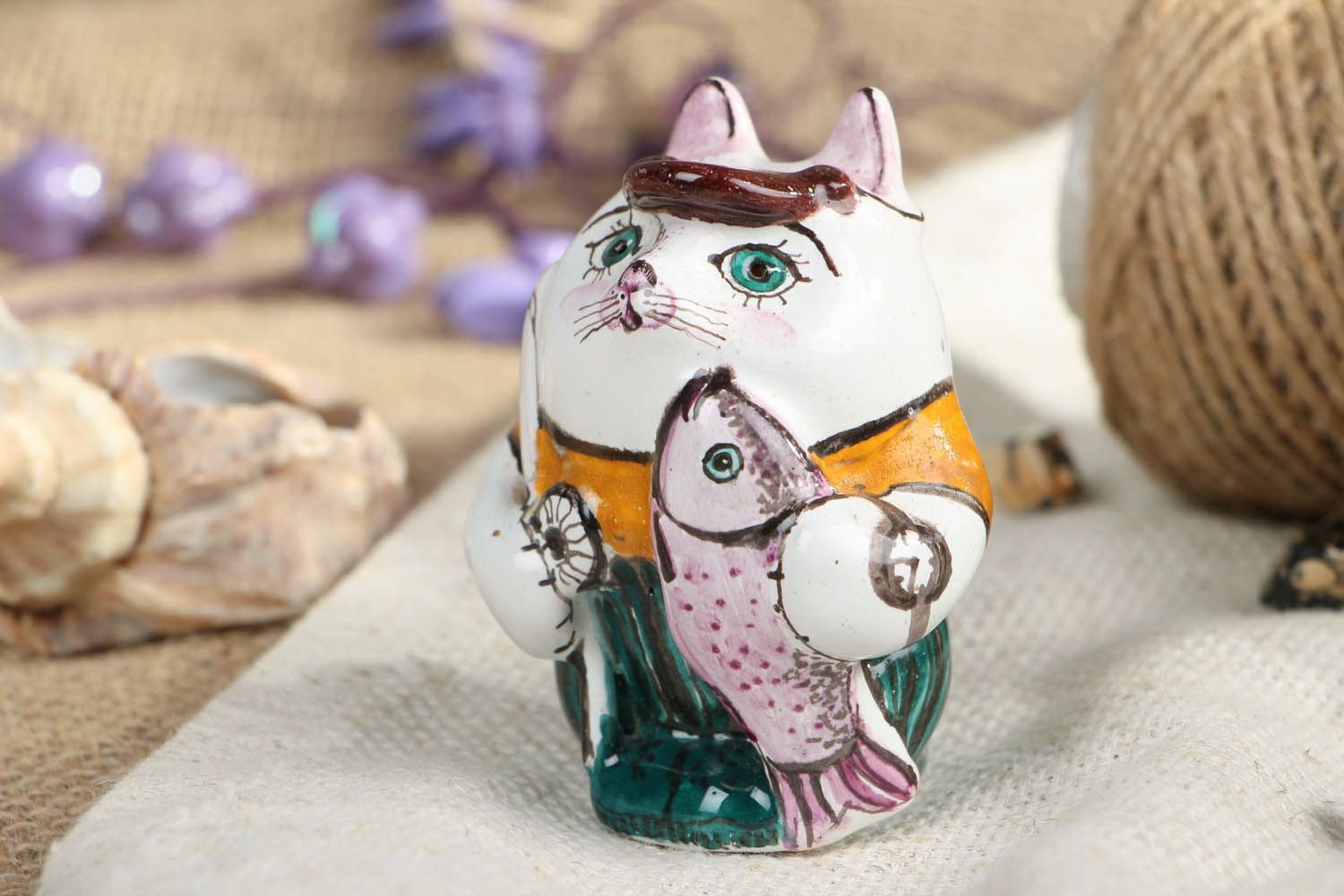 Ceramic figurine Cat with a catch photo 5