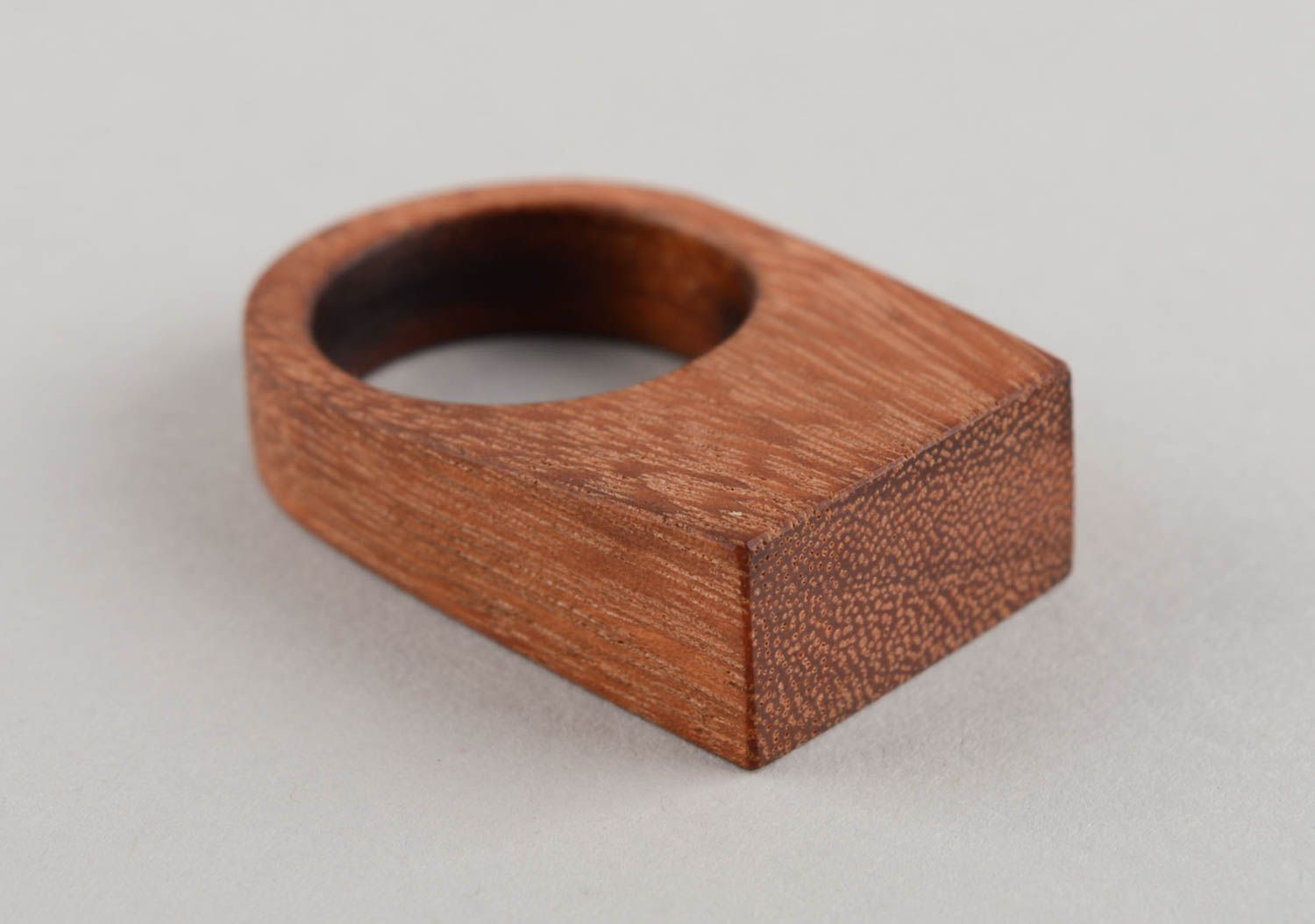Designer Damen handmade Ring aus Holz geschnitzt originell künstlerisch foto 2