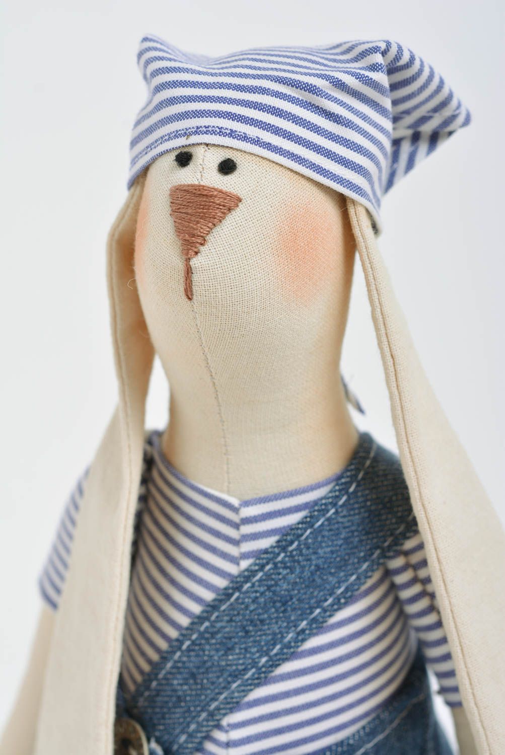 Peluche lièvre en tissu de lin et jean faite main originale décorative marin photo 2