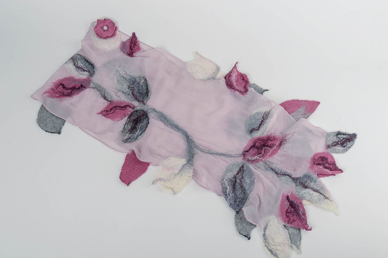 Écharpe rose faite main Châle femme Idée cadeau en laine et soie originale photo 2