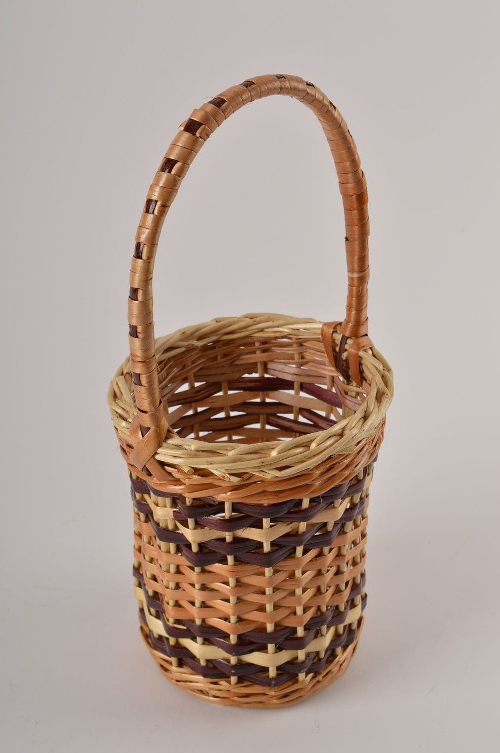 Beautiful handmade woven cachepot stylish cache pot cool bedrooms gift ideas photo 3