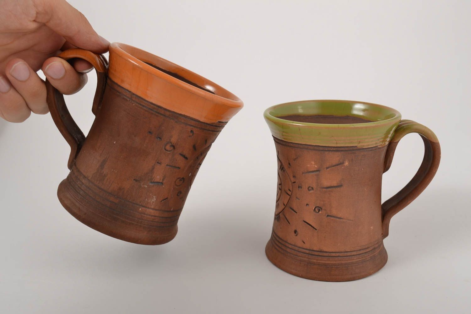Jarras de cerveza hechas a mano de cerámica vasos decorados utensilios de cocina foto 2