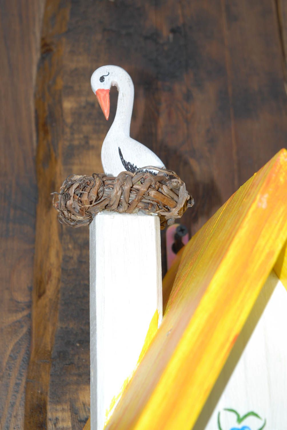 Nichoir pour oiseaux en bois fait main original peint de style ukrainien photo 3