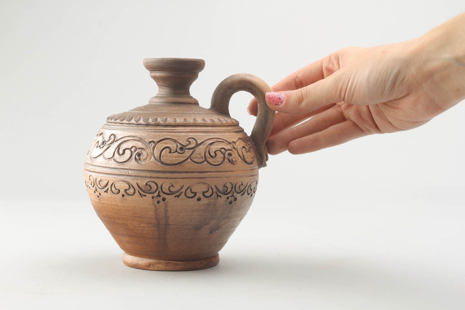 45 oz ceramic white clay lead-free wine pitcher in ball shape 1,2 lb photo 2