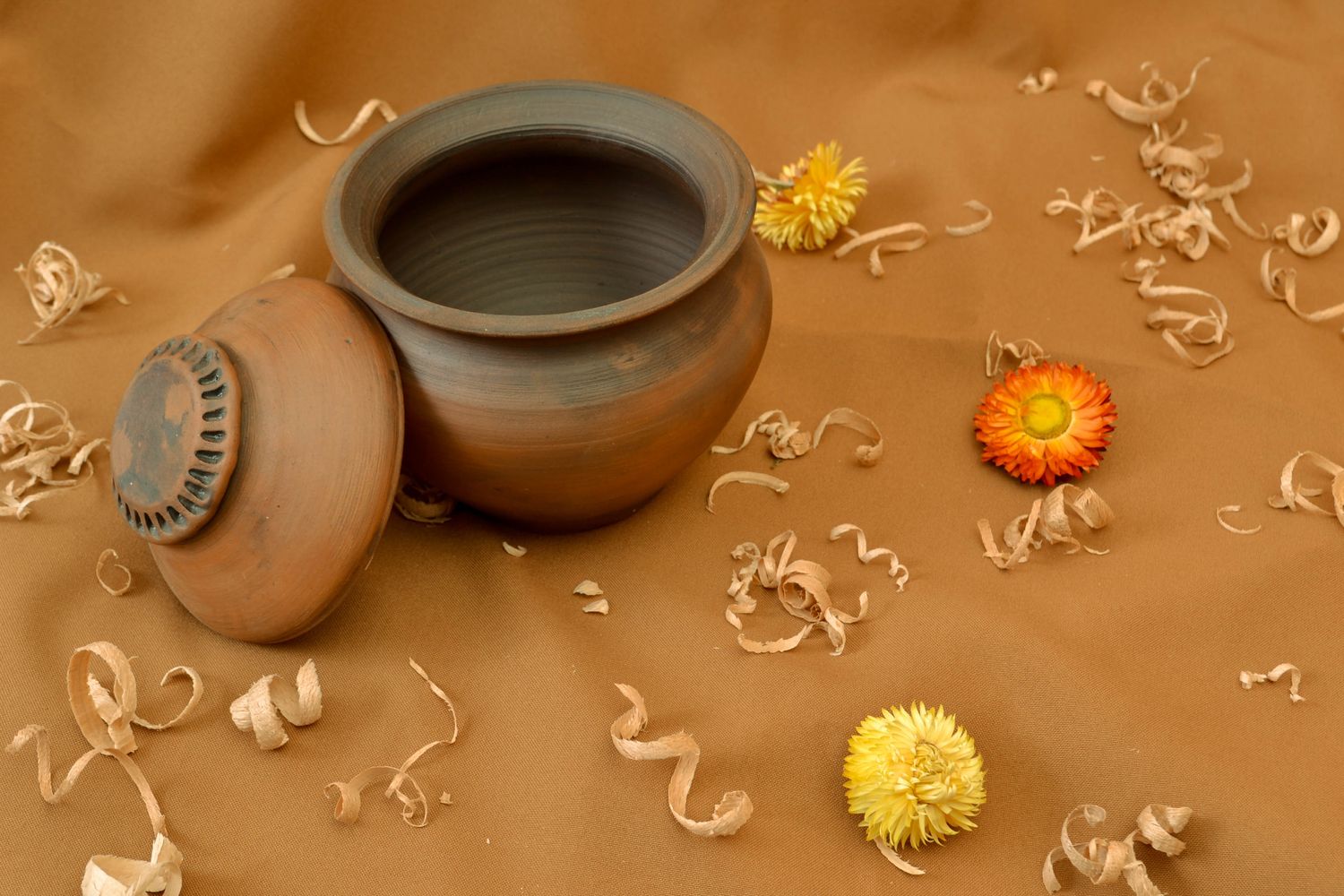 Handmade ceramic pot for baking 1 liter photo 1