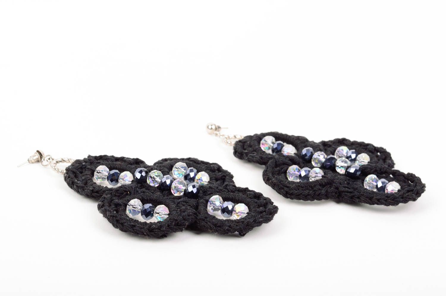 Grandes boucles d'oreilles Bijou fait main tricoté noir Cadeau pour femme photo 4