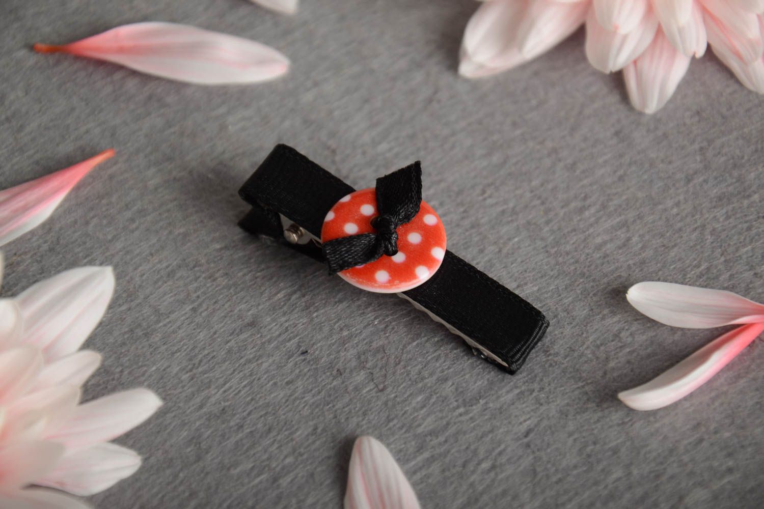 Hair clip with bow and button black with red handmade baby designer barrette photo 1