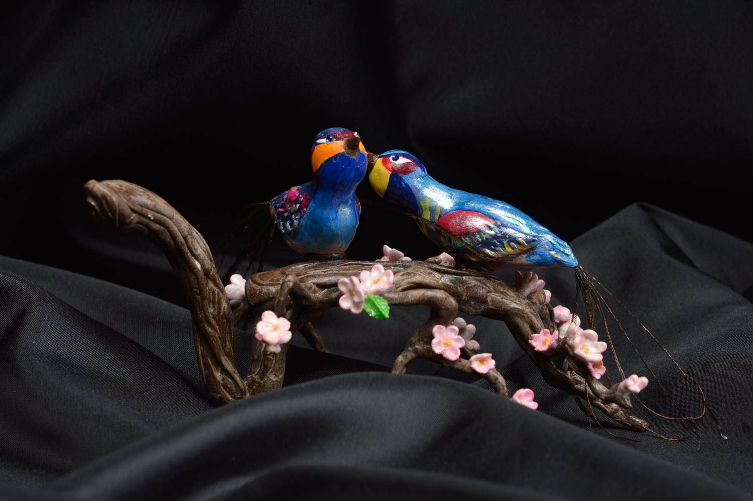 Figurine d'oiseaux faite main en pâte polymère peinte décoration originale photo 1