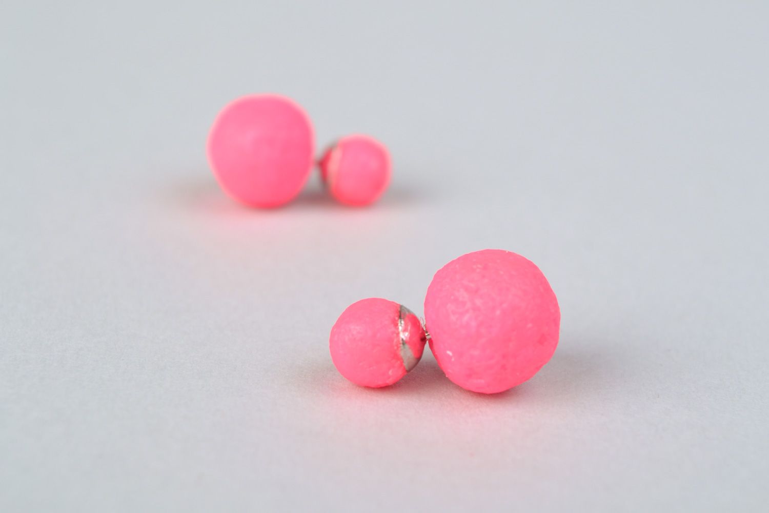 Handmade polymer clay stud earrings of round shape and bright pink color for women photo 5