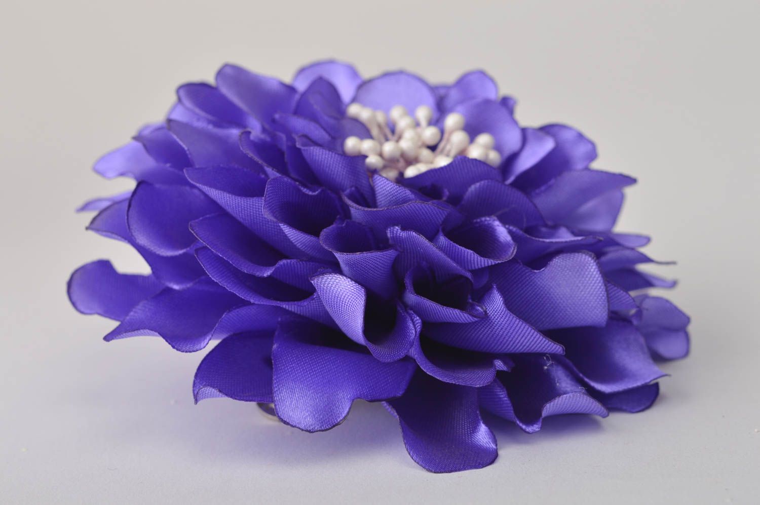 Broche Barrette fleur violette faite main en satin grande Cadeau pour femme photo 4