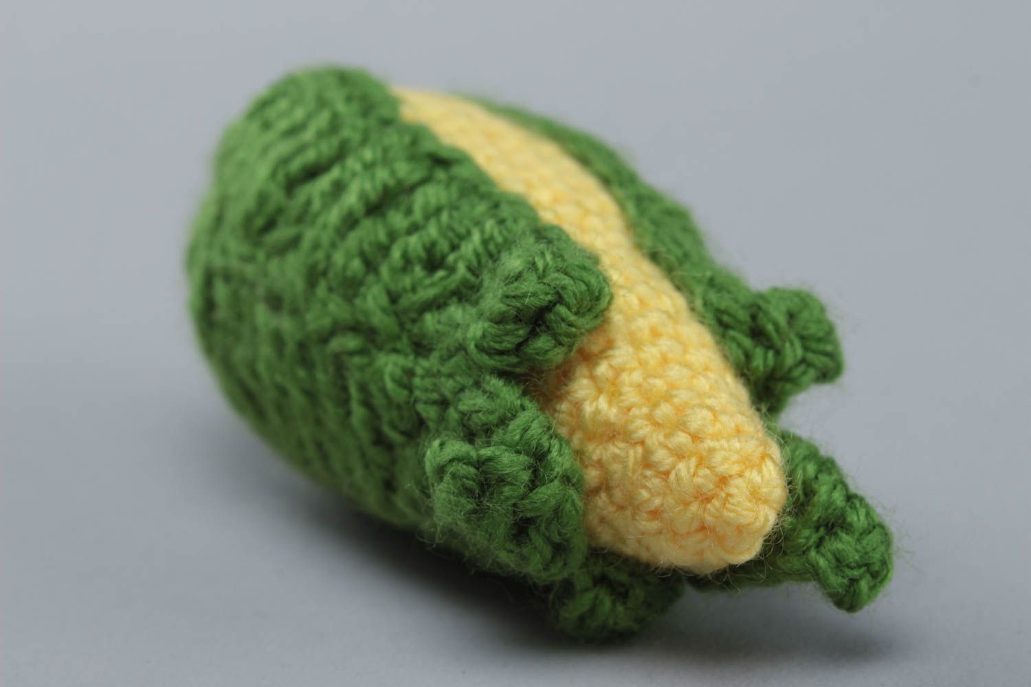 Jouet mou tricoté en acrylique au crochet fait main original petit Maïs photo 4