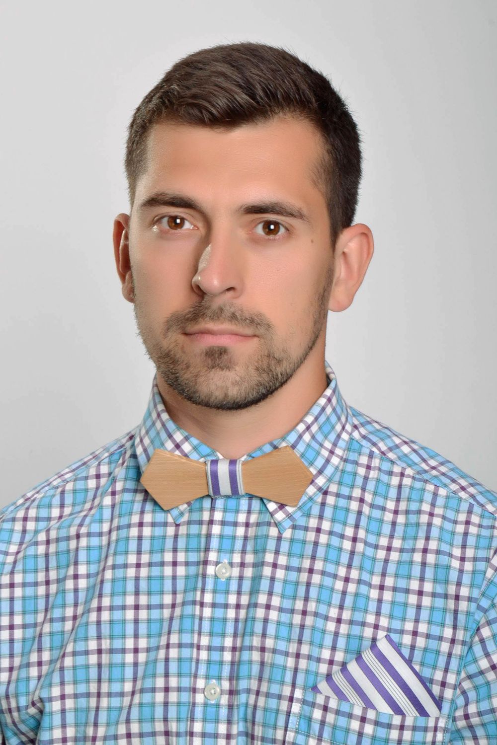 Wooden bow-tie with handkerchief photo 2
