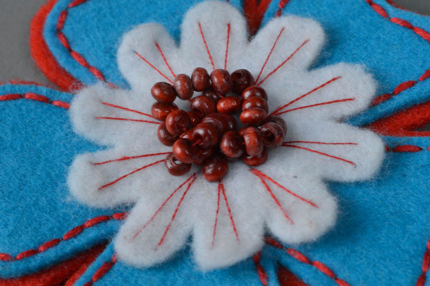 Handmade designer large red blue and white felt flower brooch with wooden beads photo 1