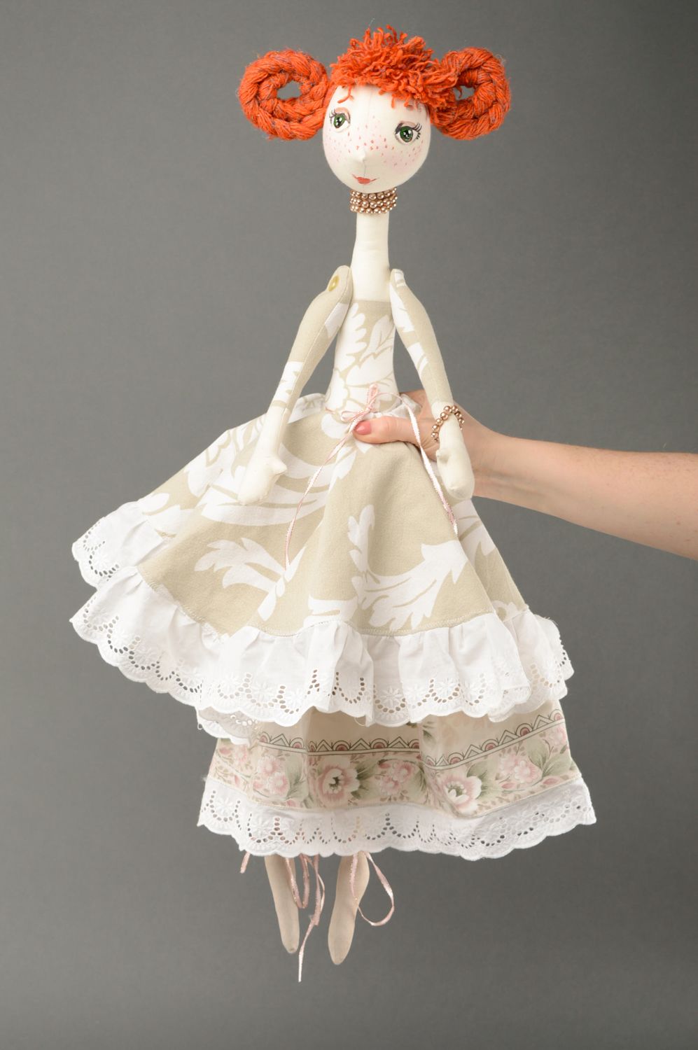 Кукла ручной работы в красивом платье текстильная рыжеволосая фото 3