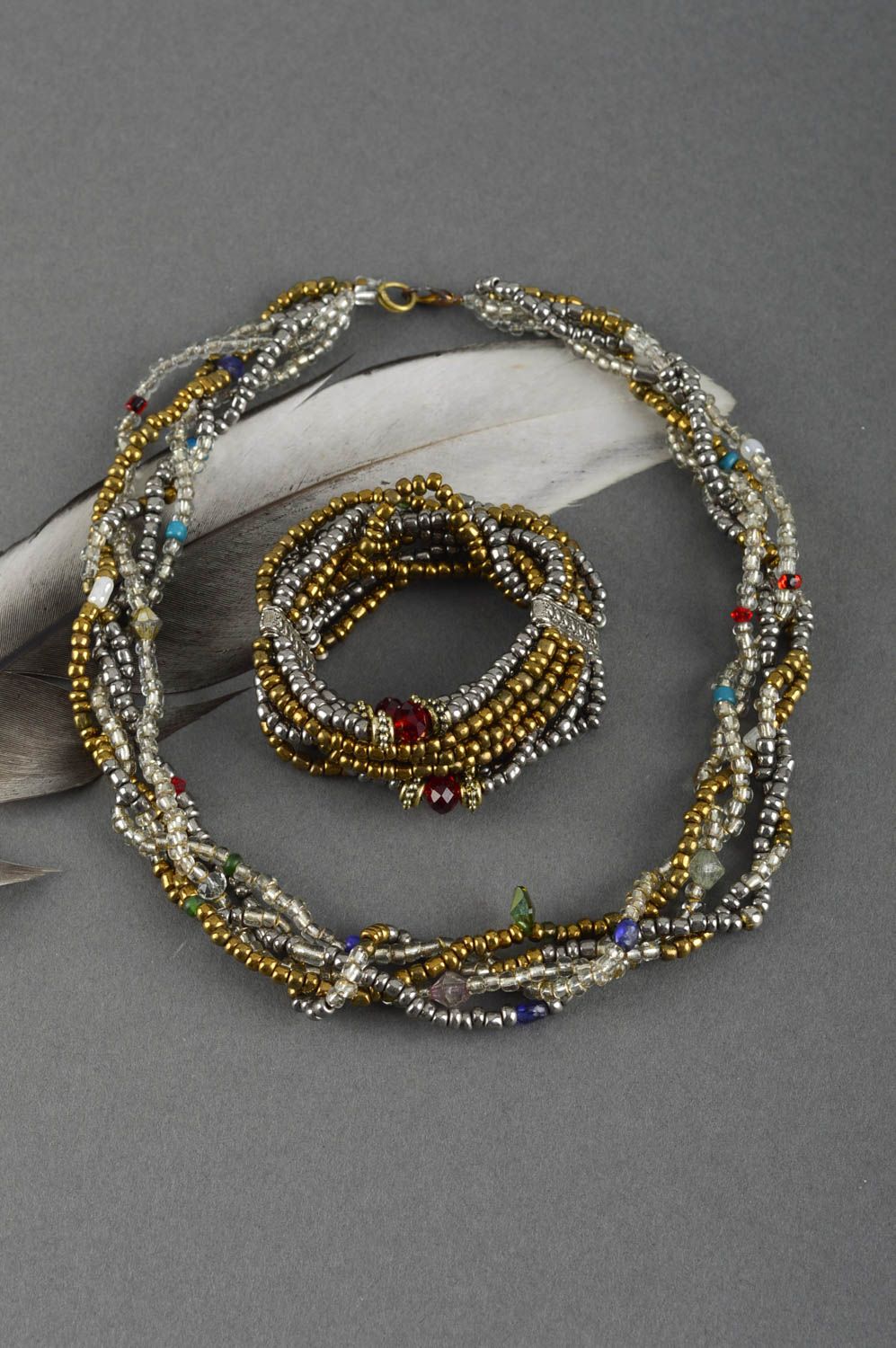 Parure collier bracelet Bijoux faits main en perles de rocaille Cadeau femme photo 1