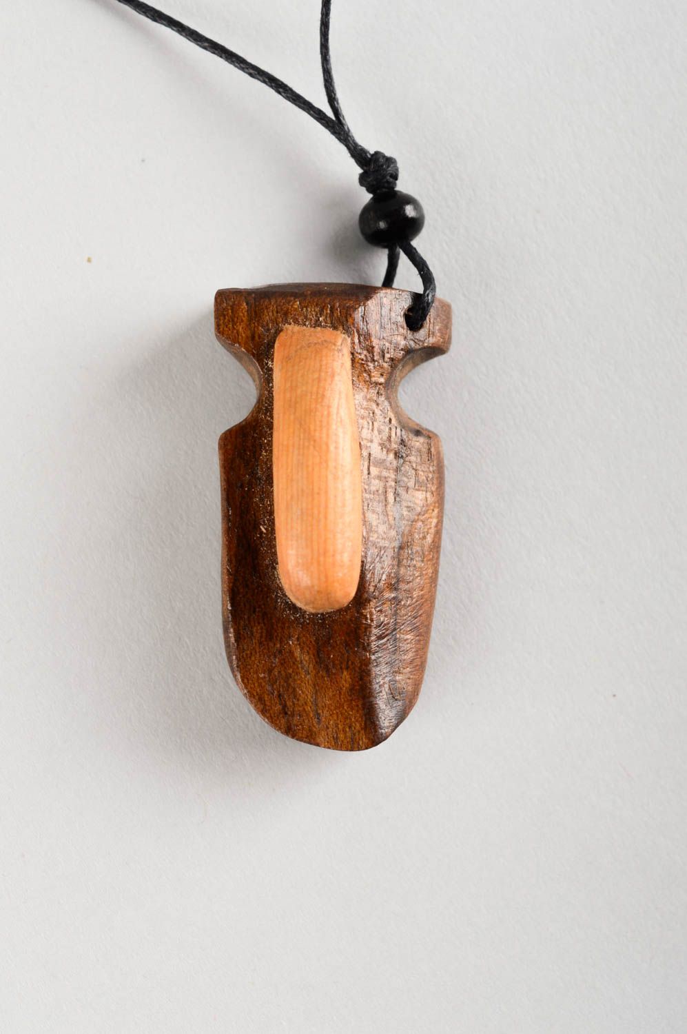 Кулон ручной работы украшение на шею авторский аксессуар из дерева необычный фото 5