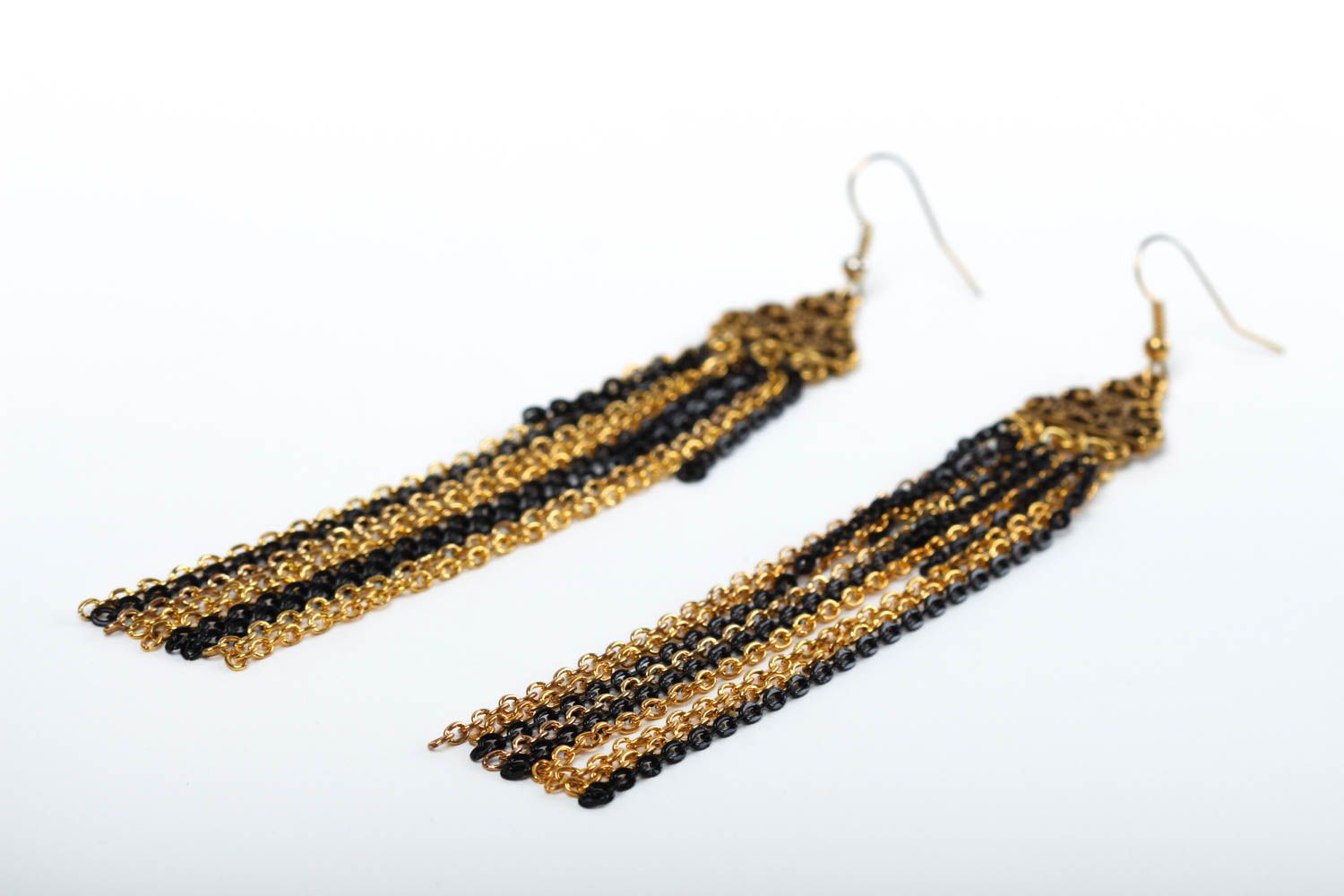 Металлический аксессуар хэнд мэйд длинные серьги черно-золотые модные серьги фото 3