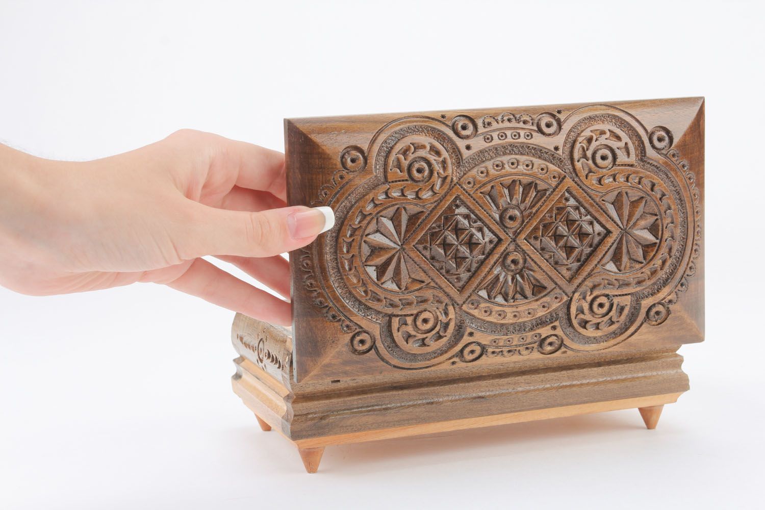 Wooden jewelry box photo 4