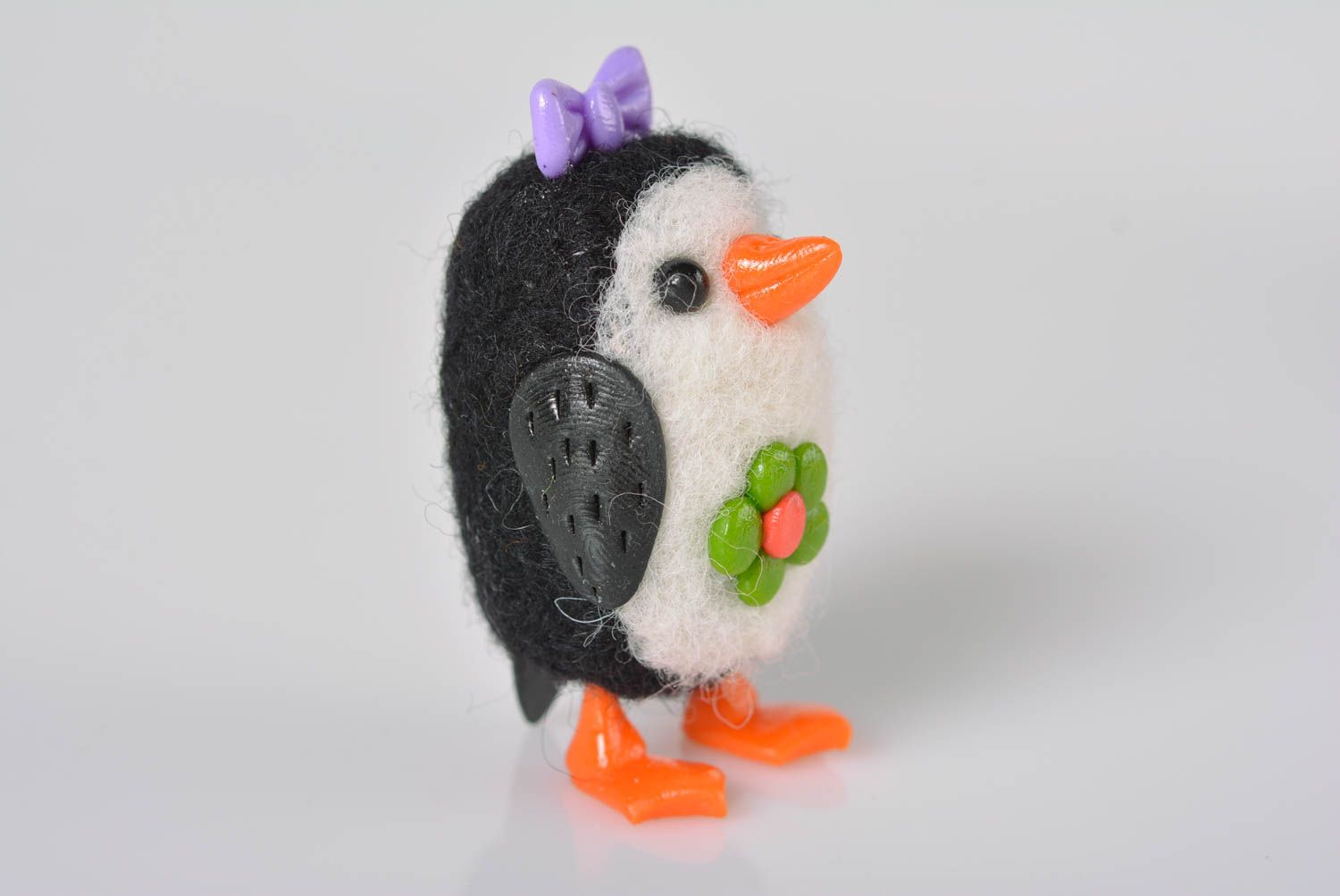 Handmade Kuscheltier Pinguin Geschenk für Kinder Haus Deko aus Wolle Mädchen foto 2