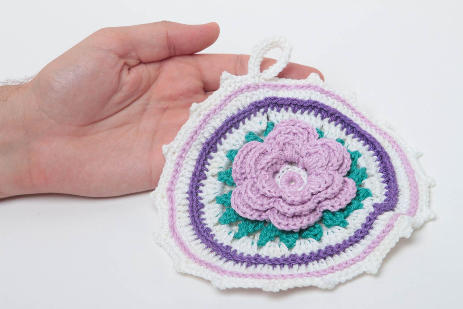 Handmade Topflappen gehäkelt Küchen Textilien Haus Deko violett mit Blume foto 5