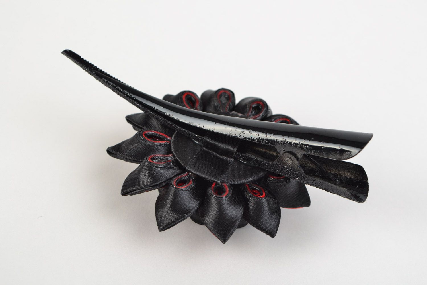 Black and red designer kanzashi flower hair clip hand made of satin and rep ribbons photo 4