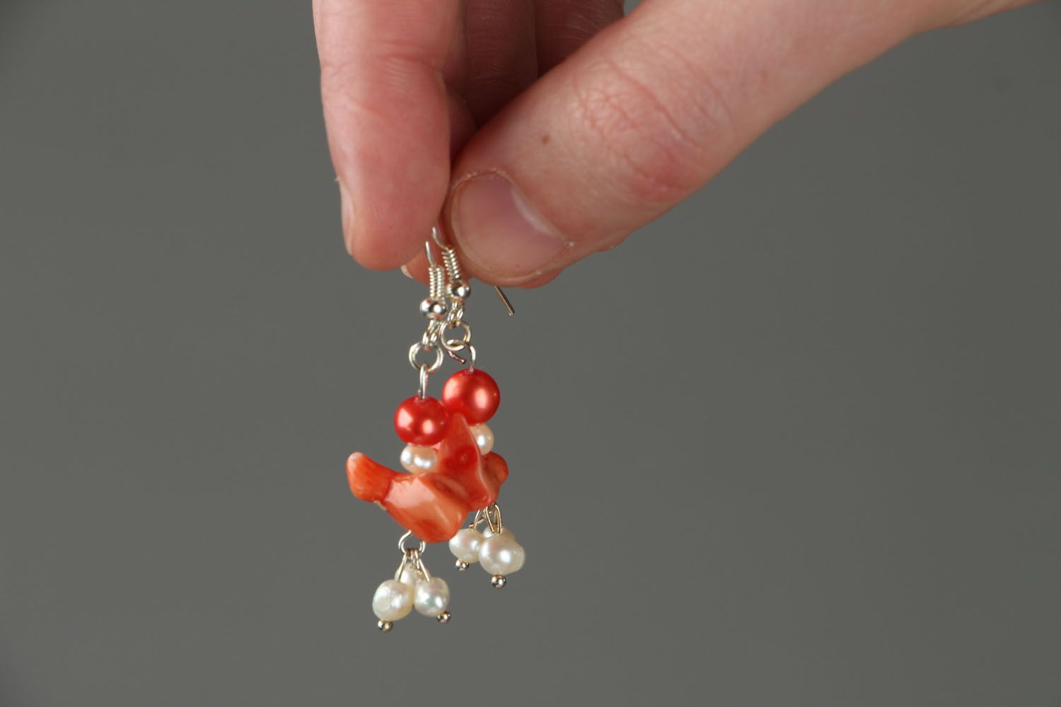 Earrings with pearls and coral stones photo 4