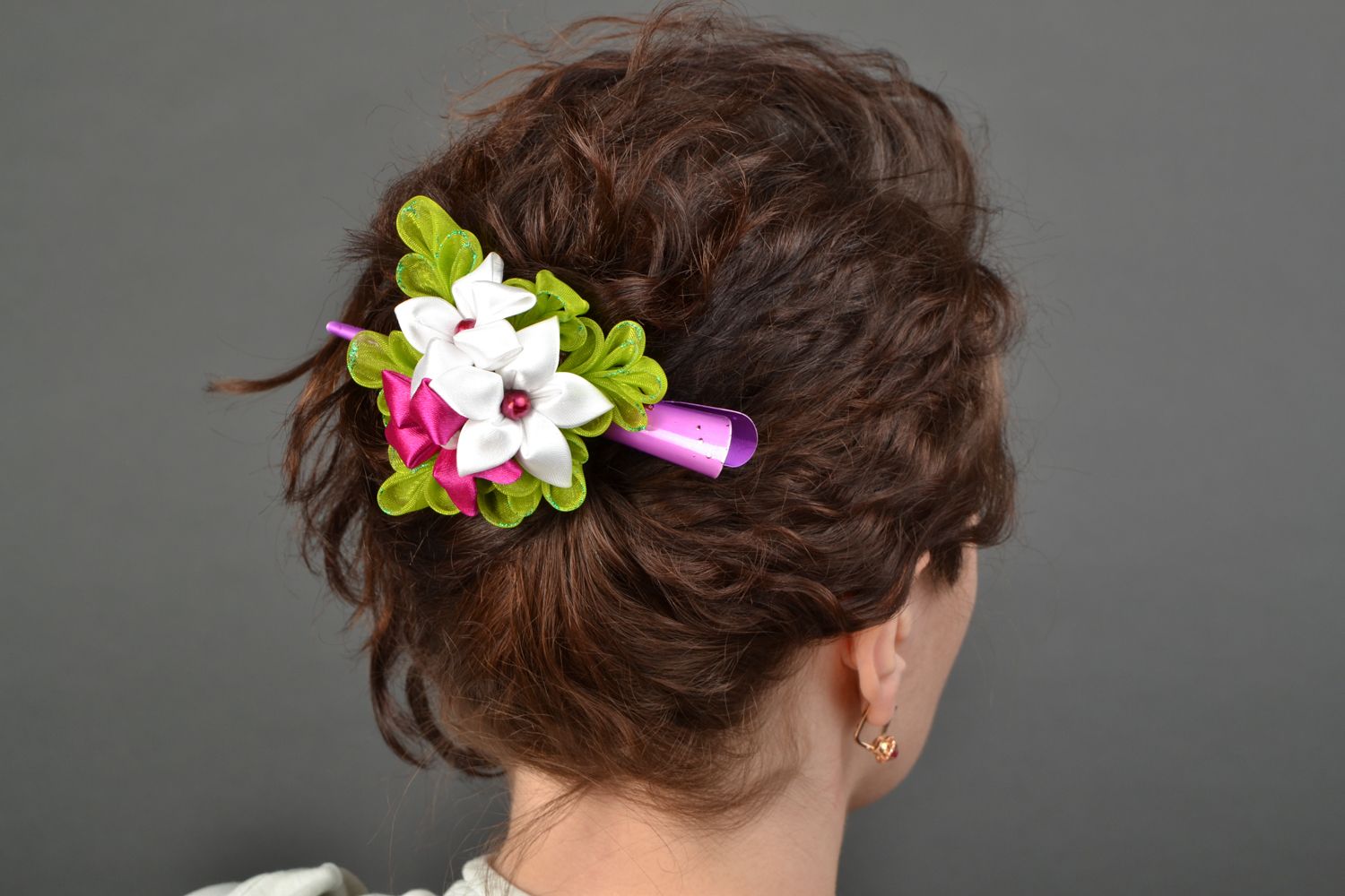 Lila Haarspange mit Blumen  foto 2