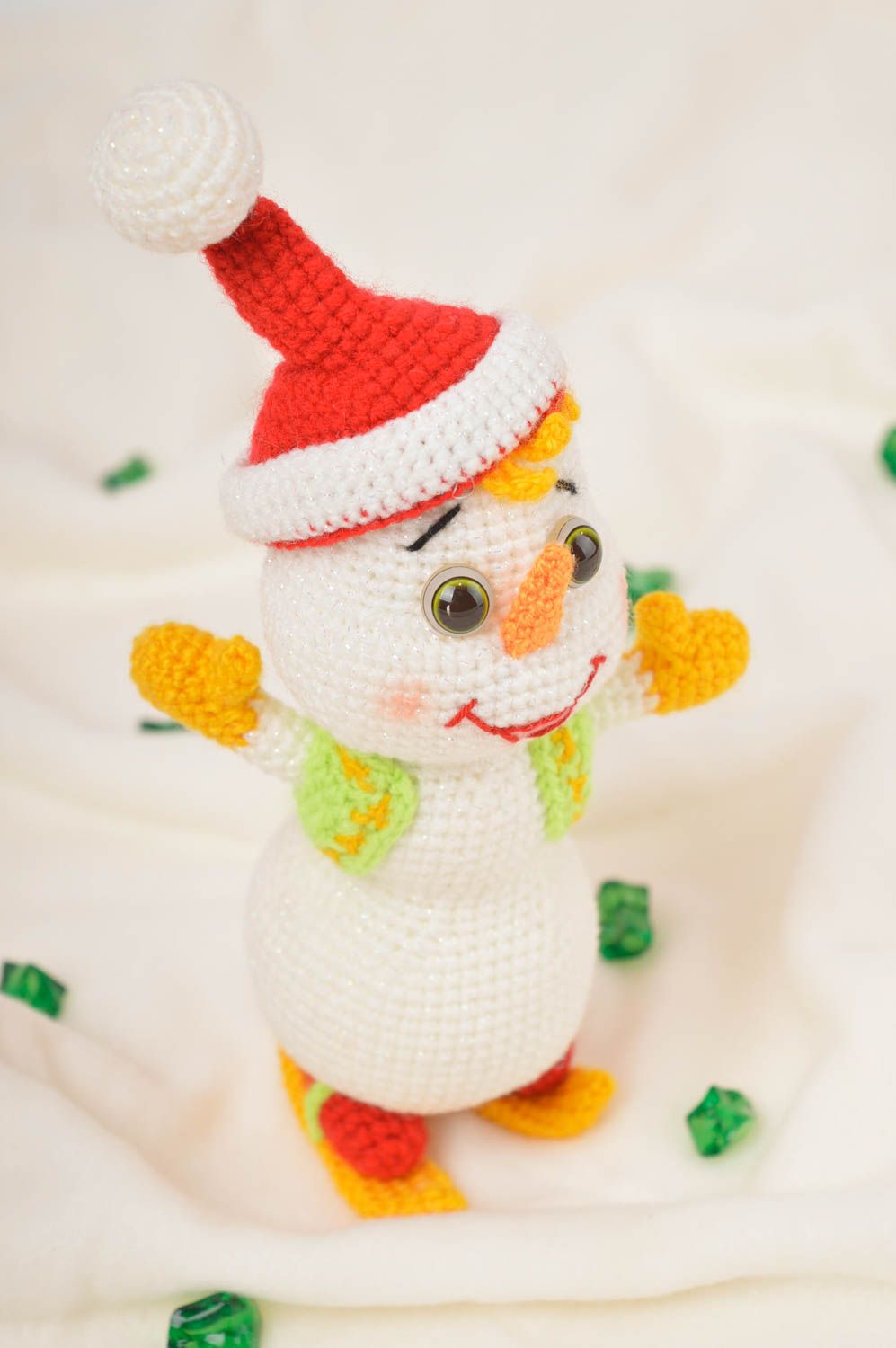 Peluche bonhomme de neige Jouet fait main design original Cadeau enfant photo 1