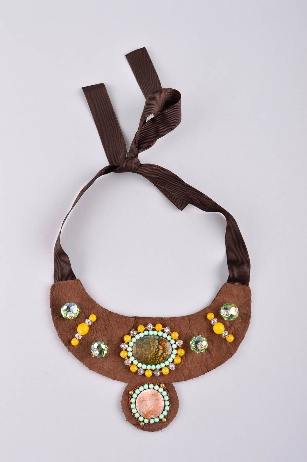 Collar hecho a mano marrón regalo original para mujeres bisutería de moda foto 2