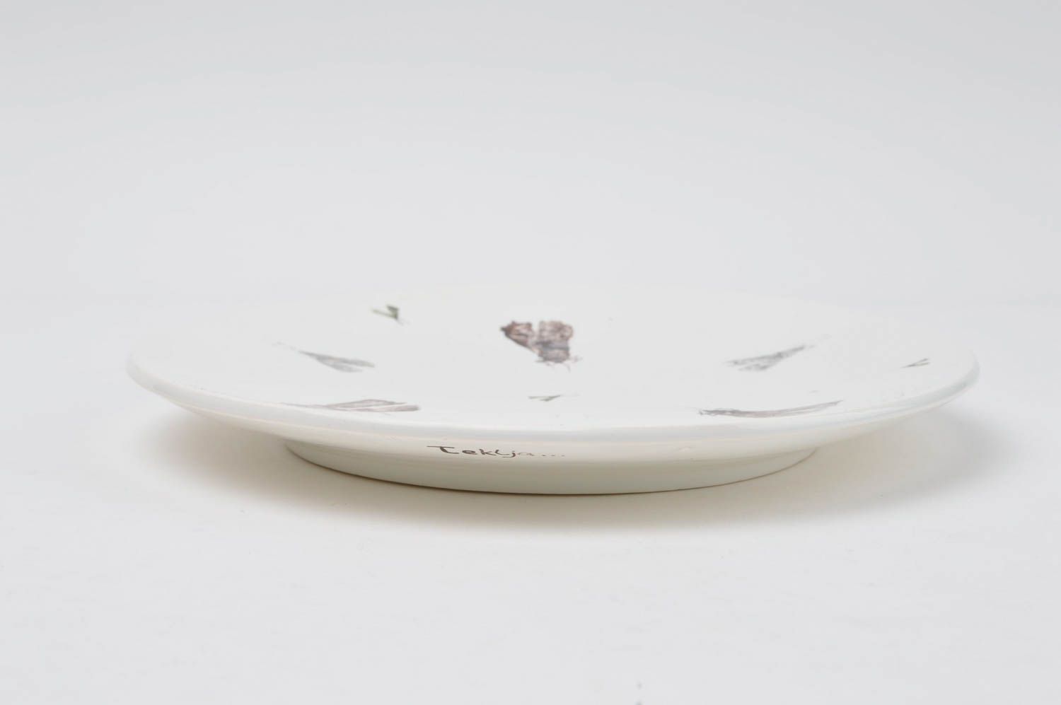 Тарелка ручной работы керамическая тарелка глиняная посуда авторская Кузнечики фото 2