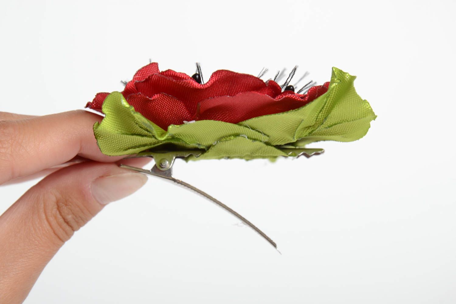 Заколка для волос в виде цветка из атласных лент ручной работы красивая Мак фото 5