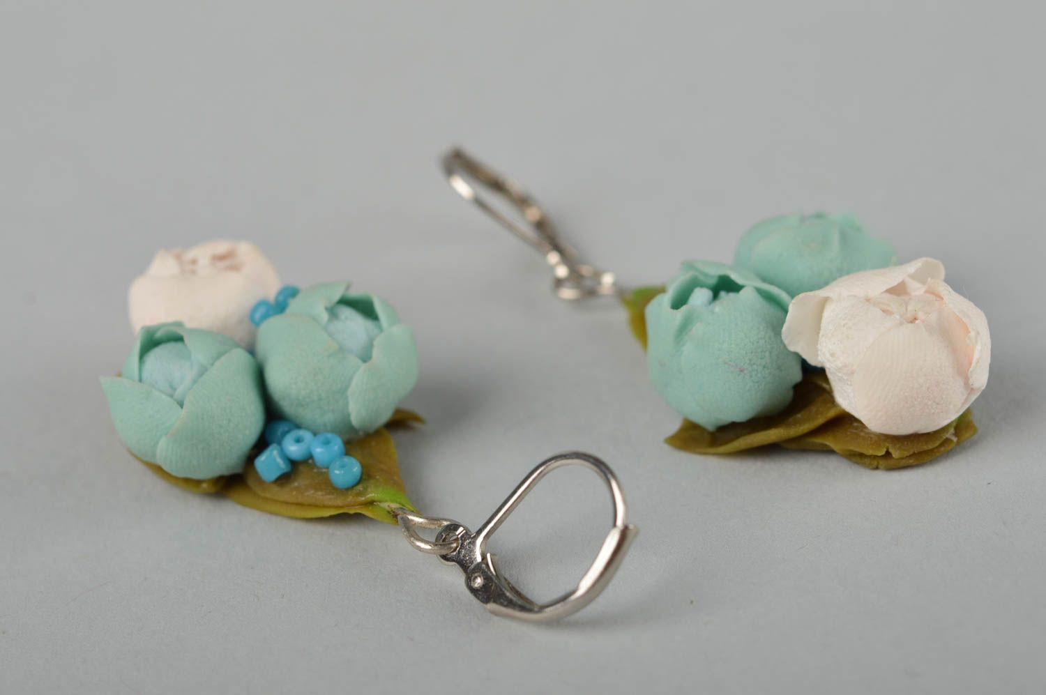 Handmade polymer clay earrings plastic earrings with flowers designer jewelry photo 1