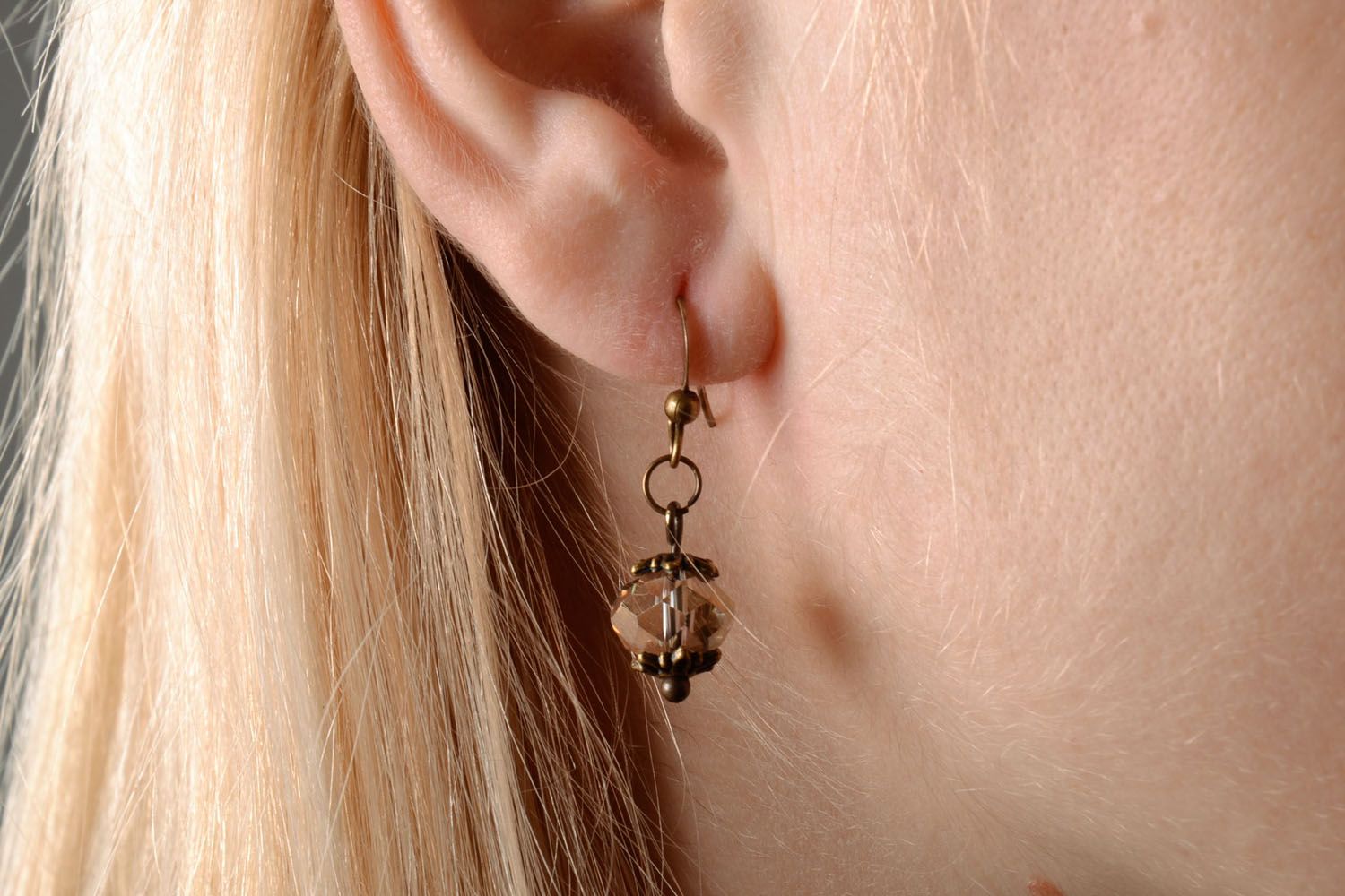 Boucles d'oreilles faites main en perles de rocailles photo 5