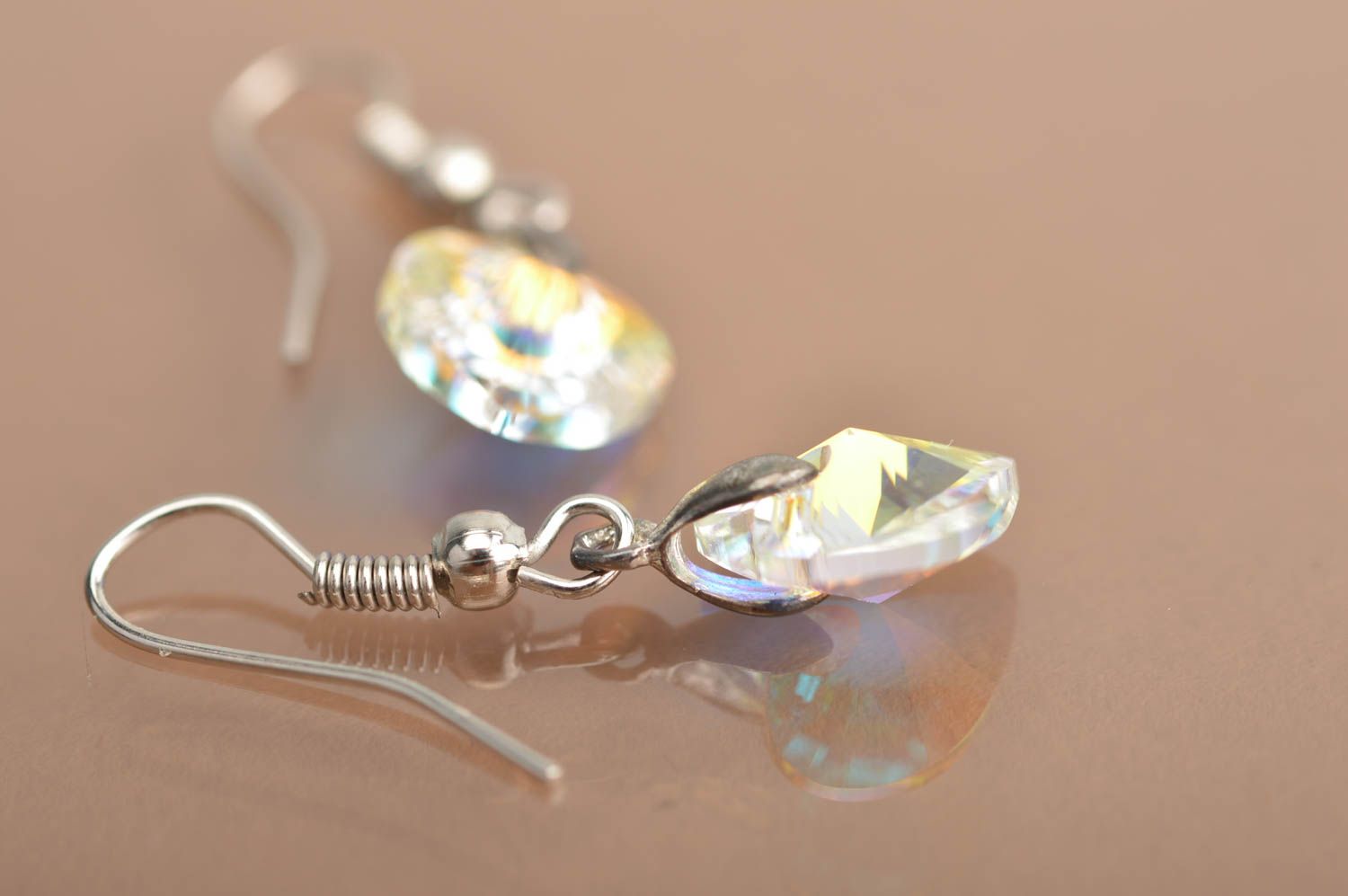 Boucles d'oreilles cœurs en cristal faites main pendantes romantiques cadeau photo 5