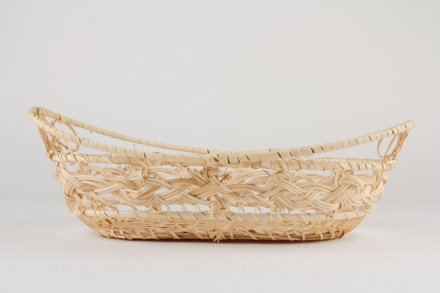 Woven bread basket photo 2