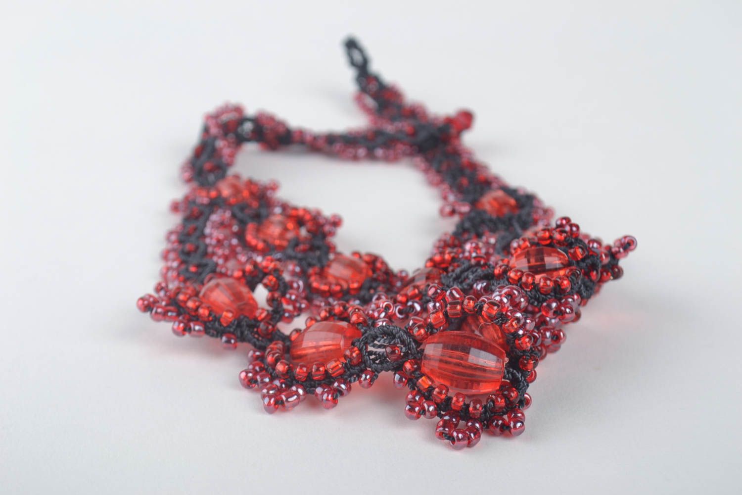 Stylish handmade woven thread necklace beautiful jewellery textile jewelry photo 2
