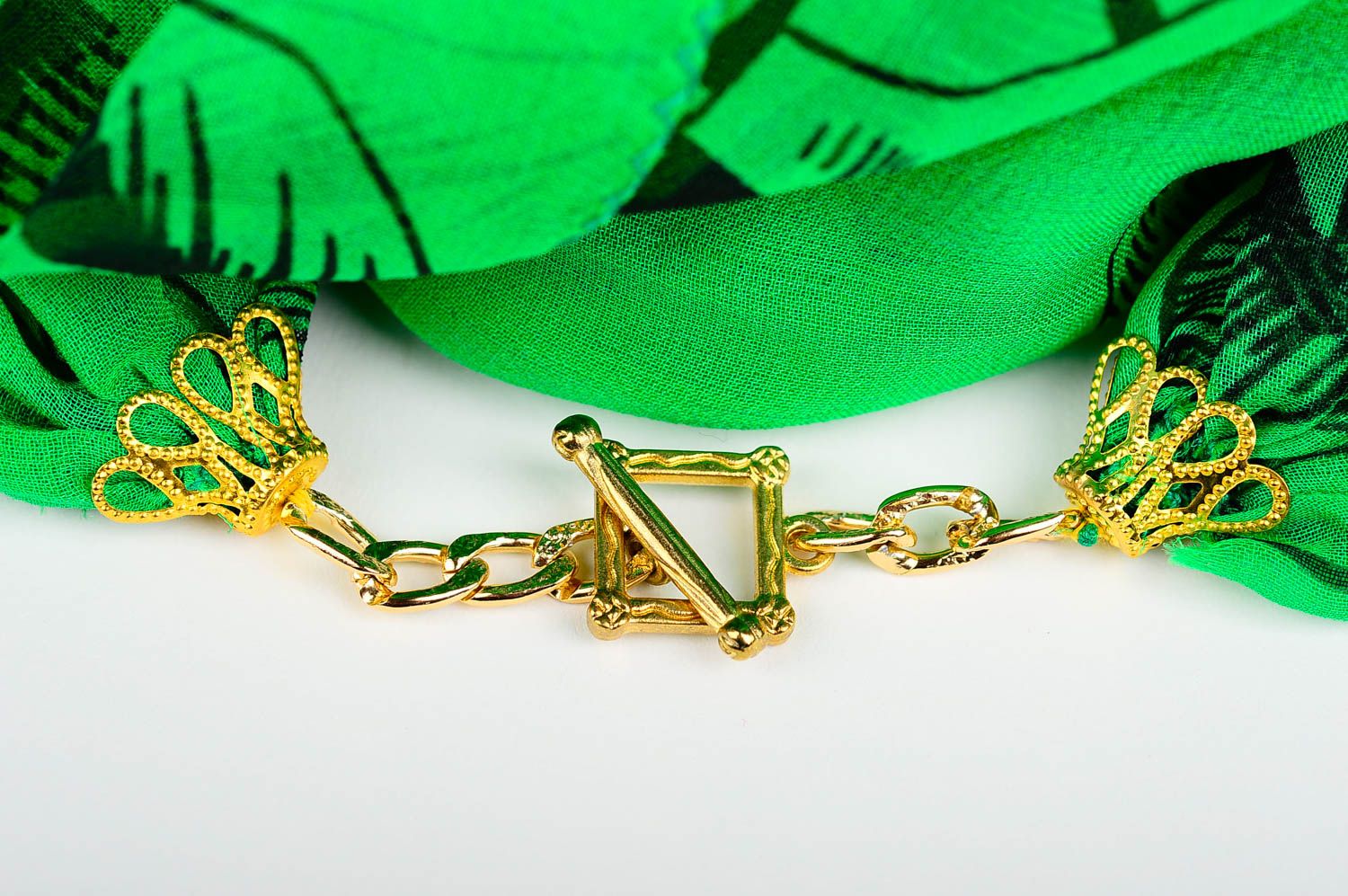 Handmade Schal grün Accessoire für Damen aus Chiffon Damen Halstuch originell foto 3